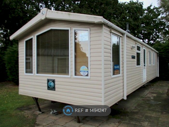 2 Bedroom Mobile/park Home To Rent In Whitwick Green Road, Bedford, MK44