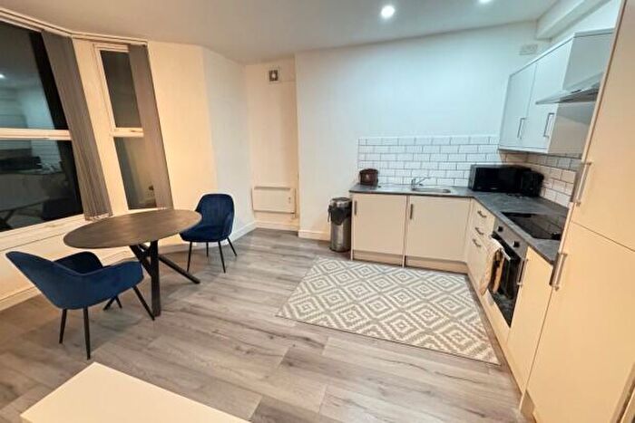 1 Bedroom Flat To Rent In Richmond Road Cardiff, CF24