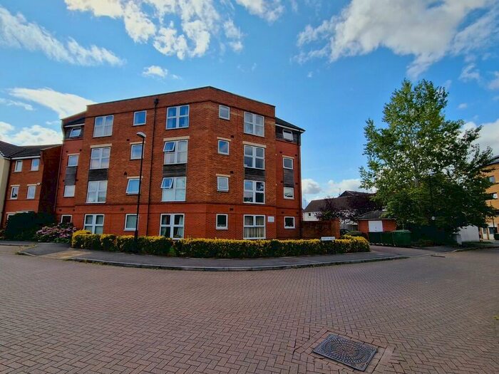 1 Bedroom Flat To Rent In Celsus Grove, Swindon, SN1