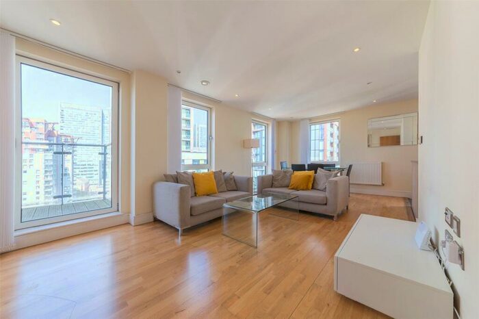 3 Bedroom Apartment To Rent In Indescon Square, London, E14