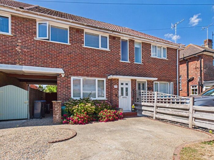 3 Bedroom Terraced House For Sale In Ringmer Road, Worthing, BN13