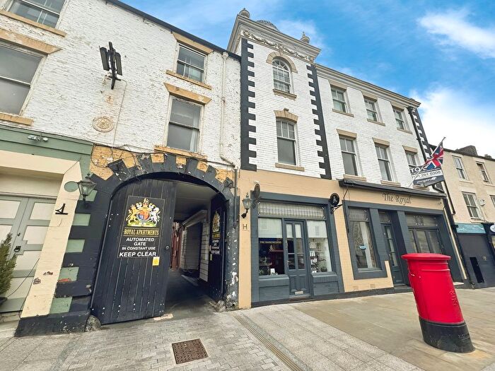 2 Bedroom Flat To Rent In Priestpopple, Hexham, NE46