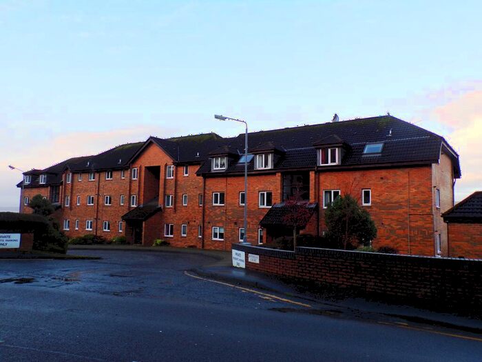 2 Bedroom Flat To Rent In Rothesay Court, Skelmorlie, PA17
