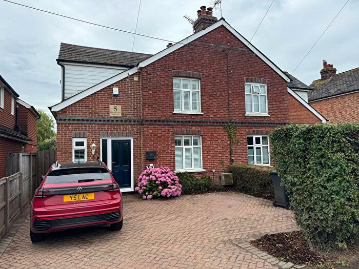3 Bedroom Semi-Detached House For Sale In Goudhurst Road, Marden, Tonbridge, TN12