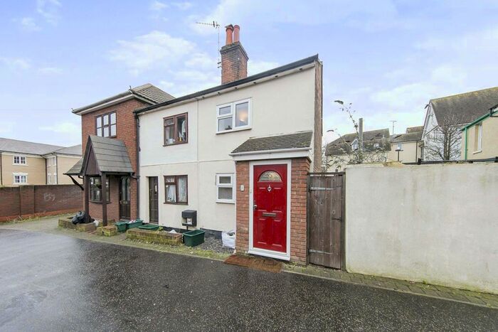 1 Bedroom Semi-Detached House To Rent In Magdalen Street, Colchester, CO1