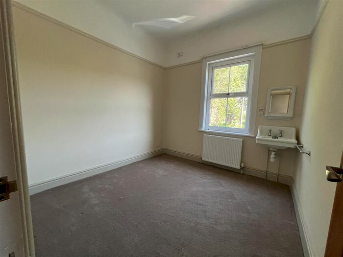 5 Bedroom Detached House To Rent In Eype, Bridport, Dorset, DT6