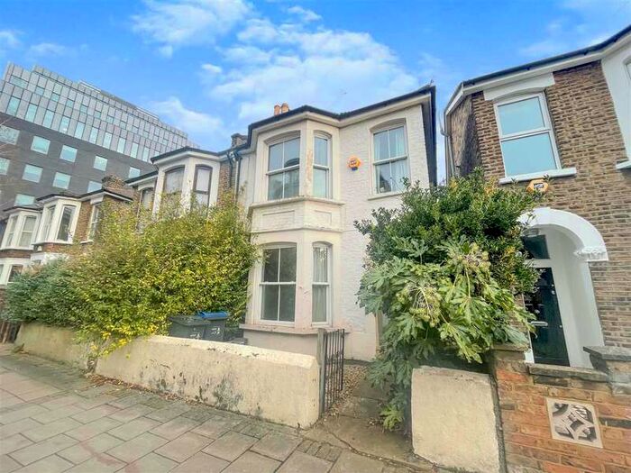 3 Bedroom House To Rent In Hartfield Crescent, Wimbledon, SW19