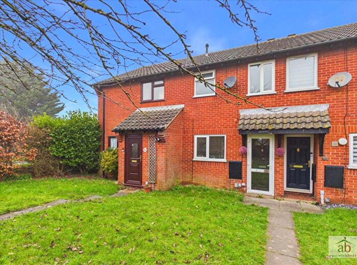 2 Bedroom Terraced House For Sale In Grange Farm Avenue, Felixstowe, IP11