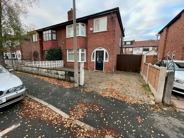 3 Bedroom Semi-Detached House To Rent In Leicester Road, Sale, M33
