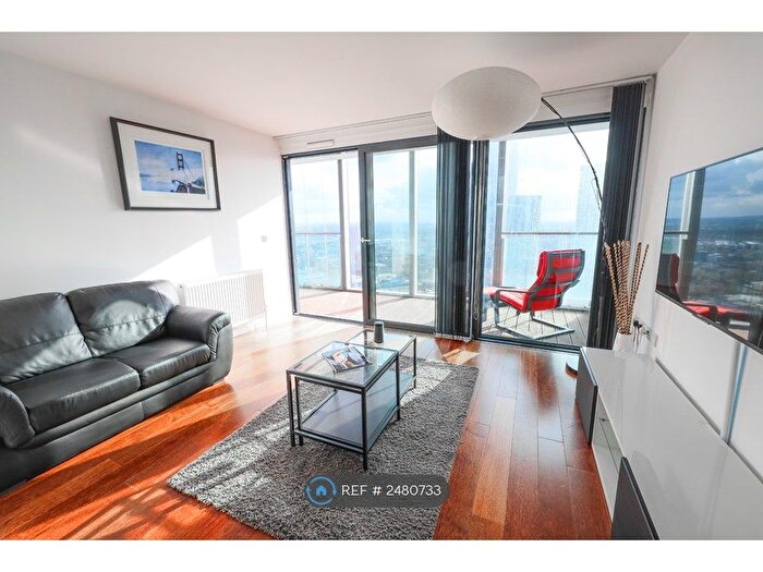 1 Bedroom Flat To Rent In Beetham Tower, Manchester, M3