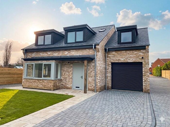 3 Bedroom Detached House For Sale In Off Harland Way, Cottingham, HU16