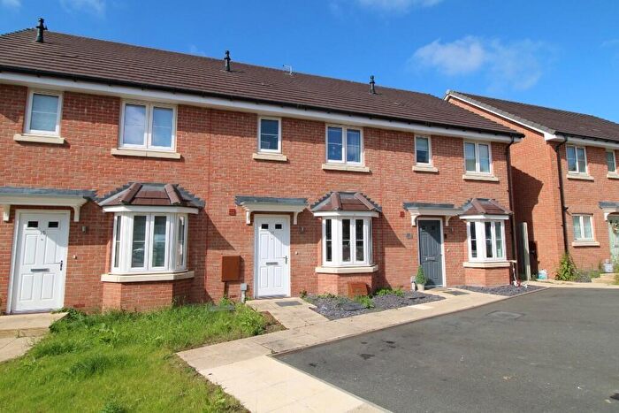 2 Bedroom Terraced House For Sale In Walsingham Close Daventry Northamptonshire, NN11
