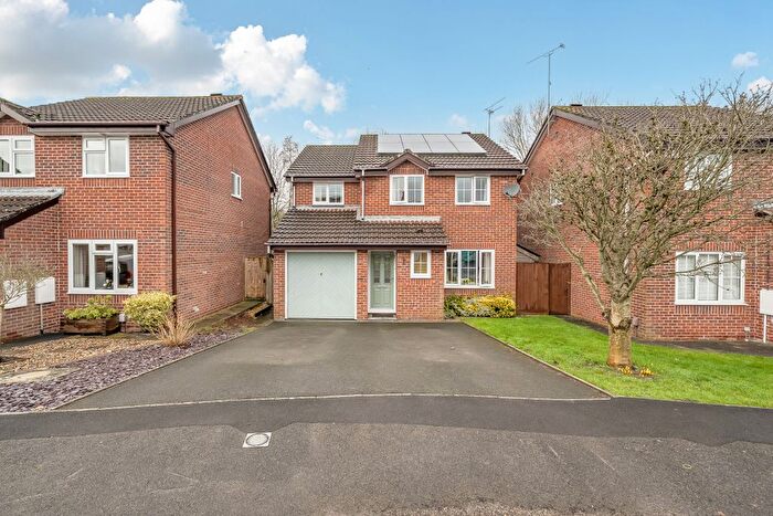 4 Bedroom Detached House For Sale In Friesian Close, Ramleaze, Swindon, SN5