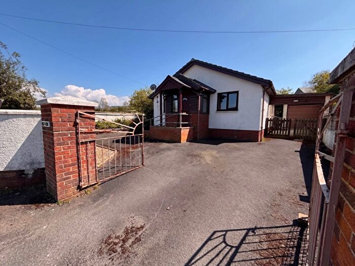 3 Bedroom Detached Bungalow For Sale In Penrhyncoch, Aberystwyth, SY23
