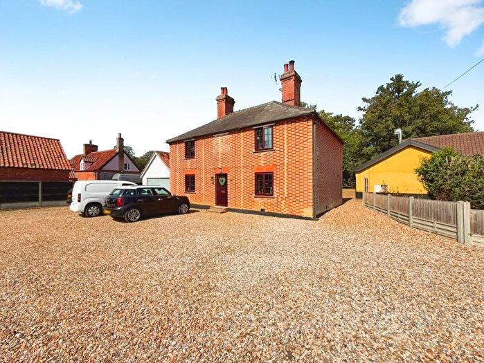 3 Bedroom Detached House For Sale In Brandon Road, Hilborough, IP26