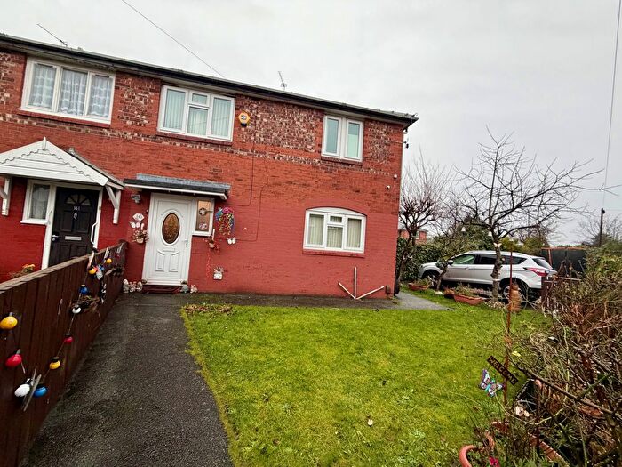 3 Bedroom Semi Detached House To Rent In Yew Tree Road, Manchester, M14