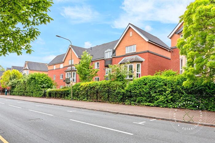 2 Bedroom Flat For Sale In Corvette Court, Cardiff, CF10