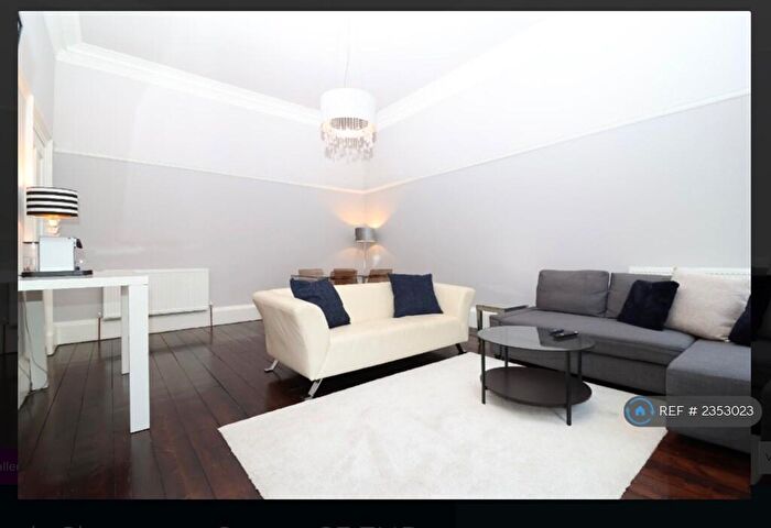 3 Bedroom Flat To Rent In North Claremont Street, Glasgow, G3