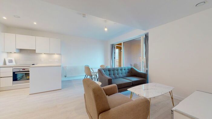 2 Bedroom Flat To Rent In East Acton Lane, London, W3