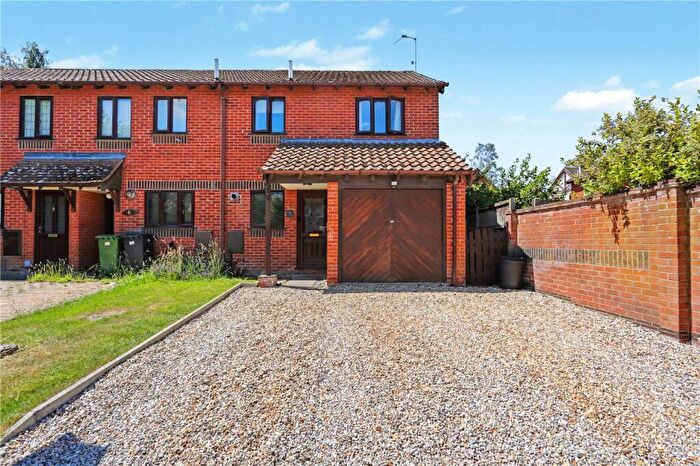 3 Bedroom Semi-Detached House For Sale In Anson Close, Hethersett, Norwich, Norfolk, NR9