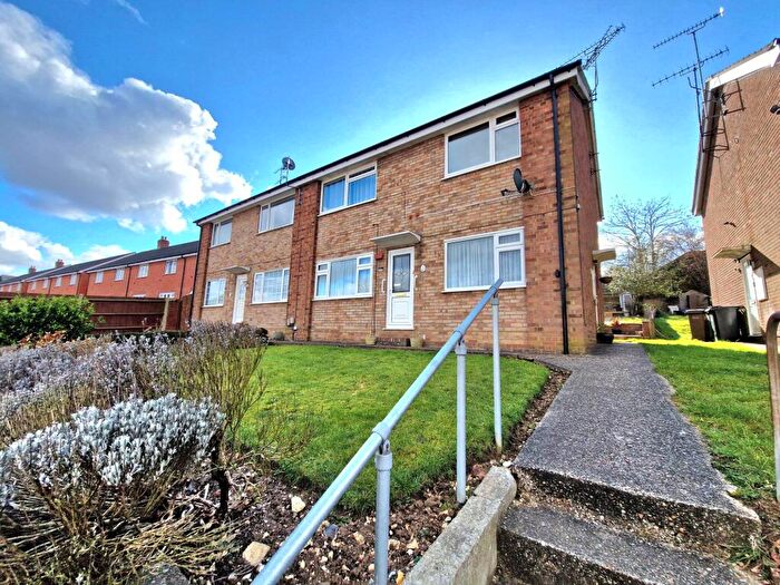 2 Bedroom Maisonette To Rent In Deep Denes Luton, LU2