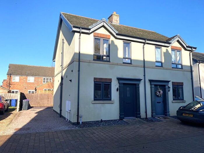 2 Bedroom Semi-Detached House To Rent In Canal Court, Saxilby, Lincoln, LN1