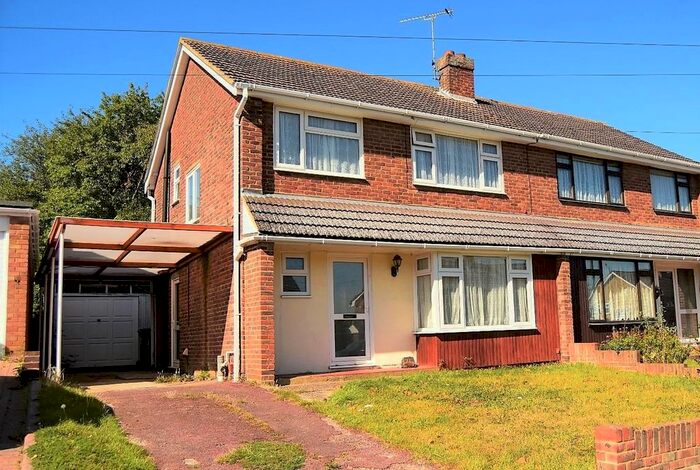 3 Bedroom Semi-Detached House To Rent In Birch Grove, Hempstead, Gillingham, ME7