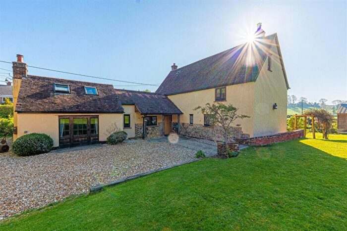 4 Bedroom Detached House For Sale In Stubhampton, Blandford Forum, DT11