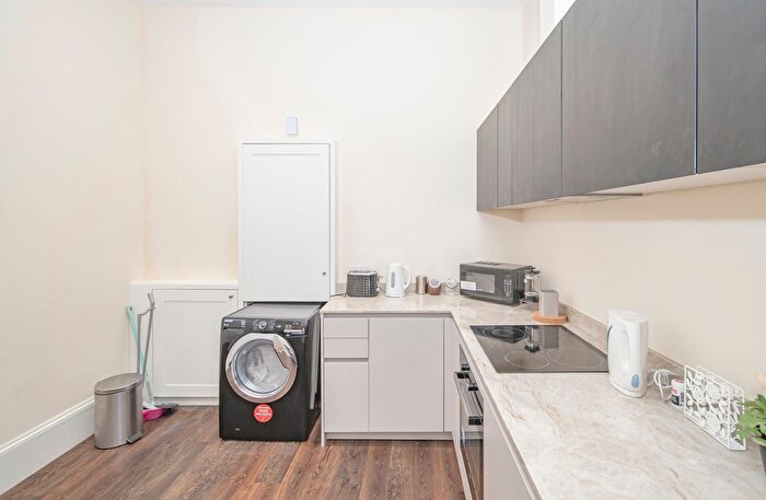 1 Bedroom Studio To Rent In Eaton Place, Brighton, BN2