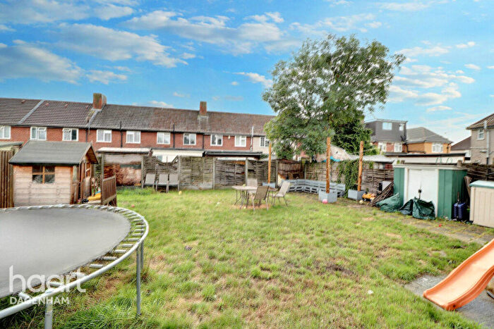 2 Bedroom End Of Terrace House For Sale In Babington Road, Dagenham, RM8