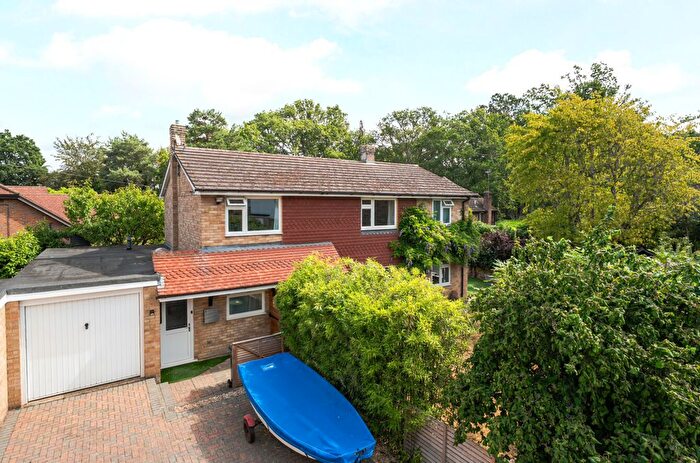 4 Bedroom Detached House For Sale In Woking, Surrey, GU22