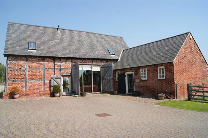 3 Bedroom Barn Conversion To Rent In Cosford Lane, Cosford, Rugby, CV21