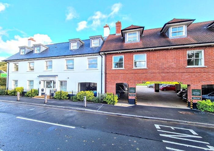 1 Bedroom Apartment For Sale In East Borough, Wimborne, BH21