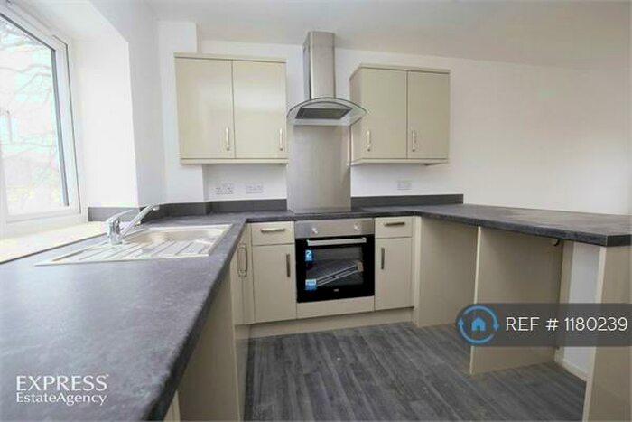 2 Bedroom Flat To Rent In Highland Road, Maidstone, ME15
