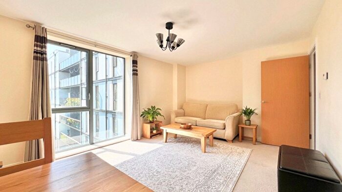 1 Bedroom Flat For Sale In Conrad Court, NW9