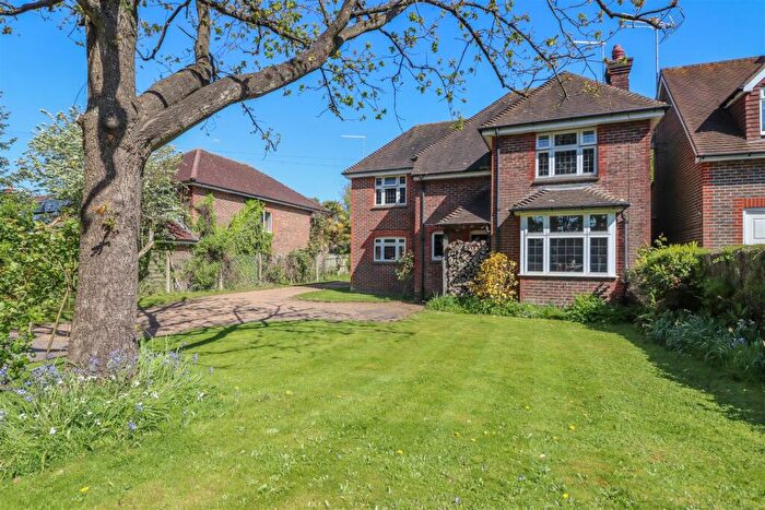 3 Bedroom Detached House For Sale In Parsonage Road, Horsham, RH12