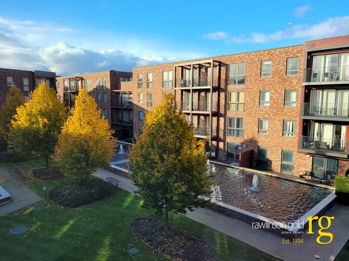 3 Bedroom Flat To Rent In Howard Road, Stanmore, HA7