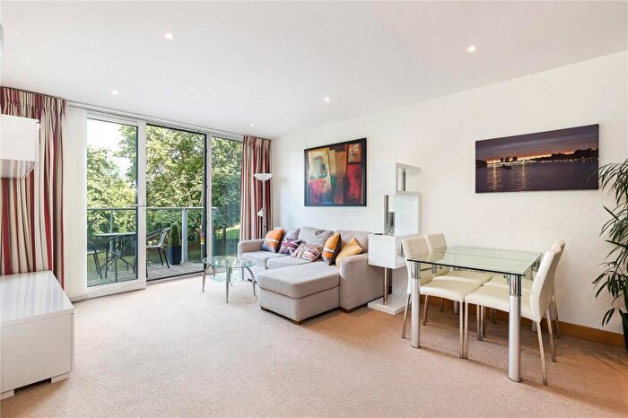 1 Bedroom Apartment To Rent In Eustace Building, Queenstown Road, London, SW11