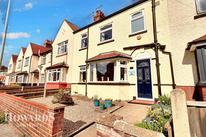 3 Bedroom Terraced House For Sale In Carlton Road, Lowestoft, NR33