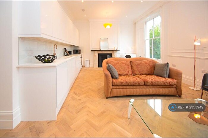 2 Bedroom Flat To Rent In Eliot Park, London, SE13