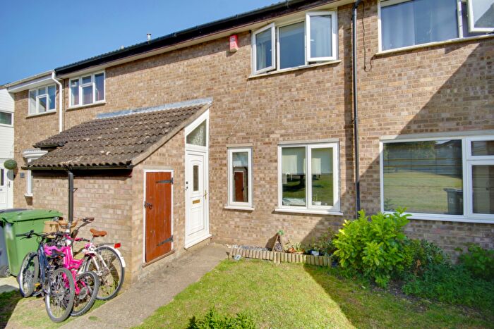 3 Bedroom Terraced House For Sale In Bedford Crescent, St. Ives, PE27