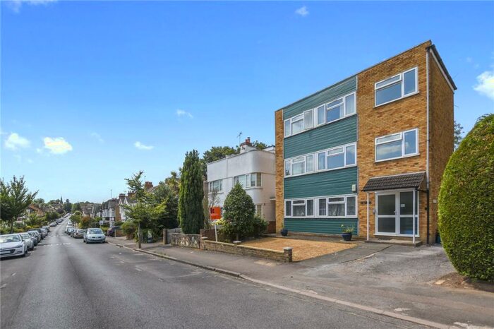 2 Bedroom Flat To Rent In Wellington Road, London, E11
