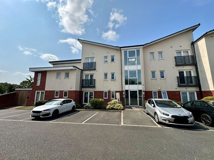 1 Bedroom Flat For Sale In Wilton Court, Stoke-On-Trent, Staffordshire, ST1