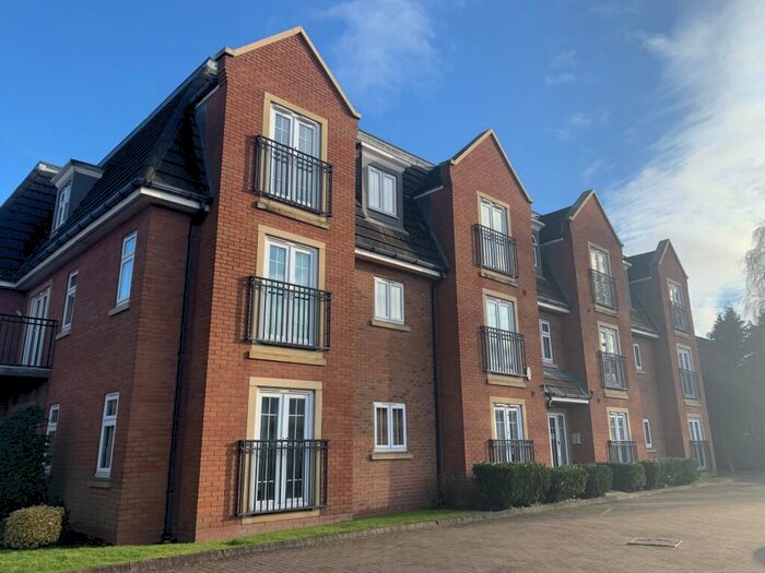 2 Bedroom Apartment To Rent In Grange Drive, Streetly, B74