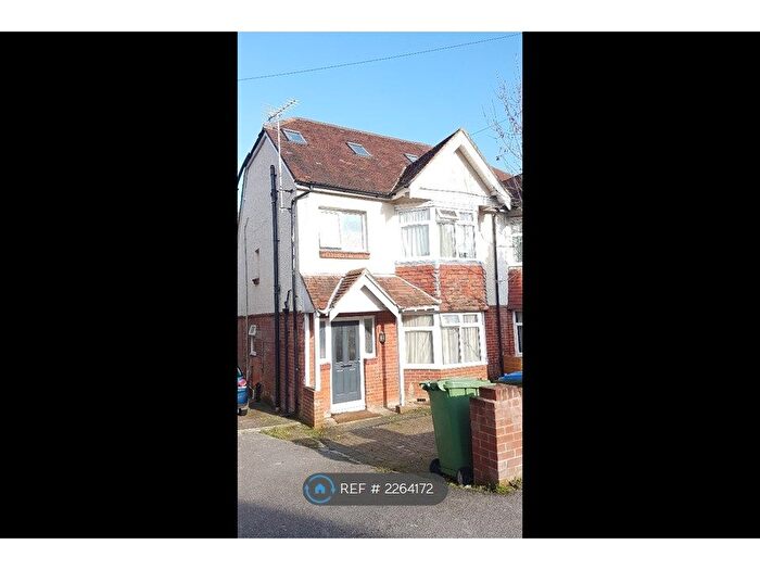 6 Bedroom Semi-Detached House To Rent In Granby Grove, Southampton, SO17
