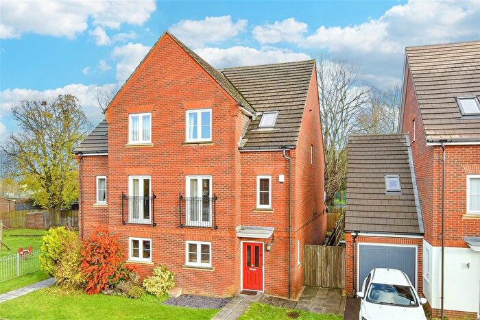 3 Bedroom Semi Detached House For Sale In Halton Road, Kenley, Surrey, CR8