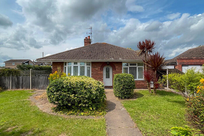 2 Bedroom Detached Bungalow To Rent In Beccles Road, Bradwell, NR31