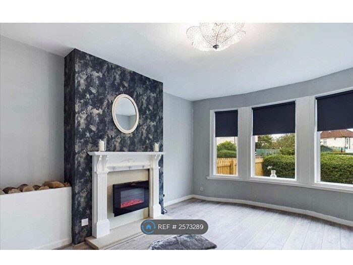 2 Bedroom Flat To Rent In Knightswood, Glasgow, G13