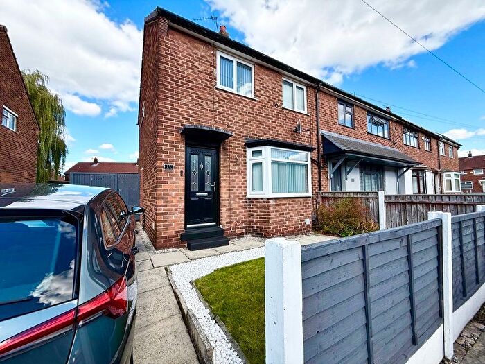 2 Bedroom Semi-Detached House For Sale In Newark Road, Swinton, M27