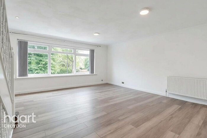 4 Bedroom Terraced House To Rent In Hyrstdene, South Croydon, CR2